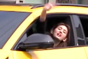 전소미 측 “외제차, 본인 소유 차량 아냐” 해명