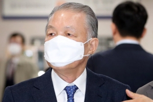 [포토] ‘세월호 보고 시간 조작’ 김기춘, 2심 속행 공판 출석