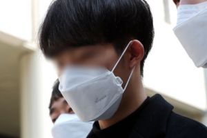 박사방 피해자 명단, 인터넷 올린 공무원 2명 송치