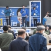 [서울포토] 유권자들에게 지지 호소하는 이낙연 후보