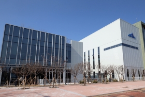 프랑스 생고뱅 공장 완공…인천 송도 바이오클러스터 위상 강화