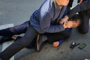 오세훈 유세차량에 흉기 들고 난입한 50대, 현장에서 체포