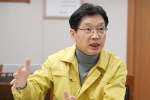 “정부가 재난지원금 100% 내면 지방은 취약층 맞춤지원 가능”