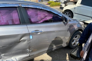 안성서 차량 충돌사고…유세하던 후보 부인 부상