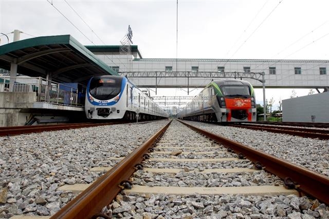 춘천~속초 동서고속화철도사업이 본격화되면서 소외됐던 강원 최전방 북부지역이 각광받고 있다. 사진은 복합환승센터로 탈바꿈하게 될 춘천역.   강원도 제공