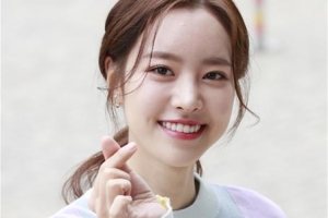 [포토] 진세연, ‘자체발광’ 출근길