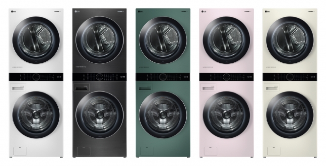 일체형 세탁건조기인 LG ‘트롬 워시타워’는 블랙, 화이트 색상에 이어 핑크, 그린, 아이보리 색상으로도 출시된다. LG전자 제공