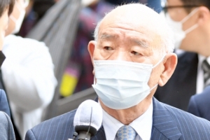 법원, 전두환 불출석 허가 “피고인 권리보호 지장 없어”