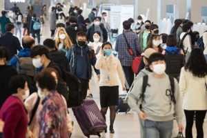 여행갈 때 환전한 달러, 이제 드라이브 스루로 찾는다