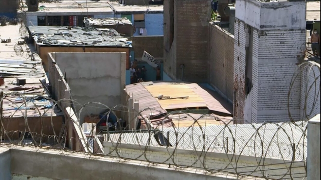 폭동이 일어난 페루의 교도소 AP연합뉴스