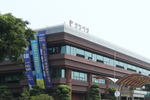 광명시 철산종합사회복지관, “공적마스크 기부하고 천마스크 생활화”