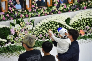‘이천 화재참사‘ 부검 완료·2명 추가 출국금지