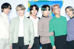 BTS, 오바마 부부와 함께 온라인 졸업식 연사로