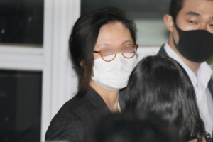 정경심 200일 만에 석방됐지만… 본게임은 이제부터