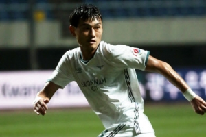 ‘멀티골’ 양동현·‘종횡무진’ 이청용··해외서 돌아온 선수 K리그 1R 달궈