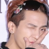 송민호 클럽 방문 논란에... YG 측 “심려 끼쳐 죄송”