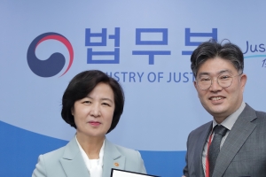 “청소년 범죄에는 사회 잘못도 있다” 김기남 한국소년보호협회 신임 이사장 인터뷰