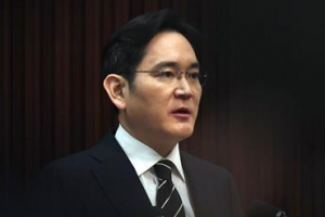 ‘삼성 저격수’ 김기식 “재벌총수 기소돼 무죄 난 적 없어”