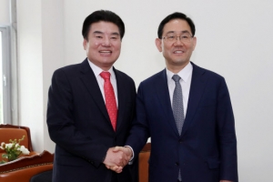 미래한국당, 별도 교섭단체 안 한다…“통합당과 조속히 합당”