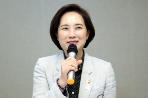 유은혜 “고3 대입서 불리하지 않게 대교협과 협의”