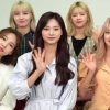 트와이스, 다음달 ‘모어 앤드 모어‘로 컴백…박진영 참여
