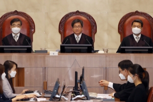 사법부 수호 나선 김명수...여당 주도 사법개혁법안 ‘반대’