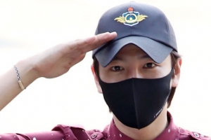 장근석 오늘 소집해제...경례 후 “감사합니다” 짧은 인사 [EN스타]