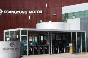 3개월 벌려는 쌍용차 대주주 마힌드라, 속내는?