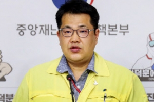 병상 부족해도… 민간병원 활용 머뭇대는 정부