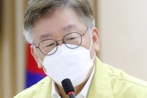 “30년 지기 죽였다니”…이재명 측, ‘가짜뉴스’ 37건 고발