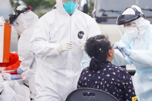 ‘철통 방역’ 뽐낸 제주, 진짜 고비는 휴가철