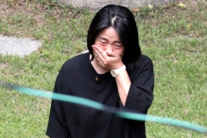 윤미향 “운동에 큰 에너지” 쉼터 소장 죽음에 오열