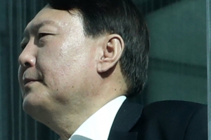 사라진 대검찰청 구름다리의 ‘윤석열 포토존’