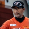 ‘연패 한화’ 감독 사퇴