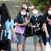 98일 만에 모두 모인 학교… “무증상 감염, 교내 전파 우려”