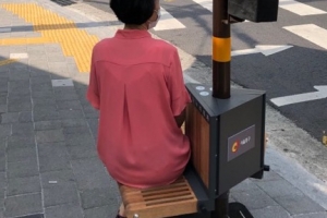 “황학동 그늘막 밑 쉬었다 가세요”… 중구에 쉼표의자