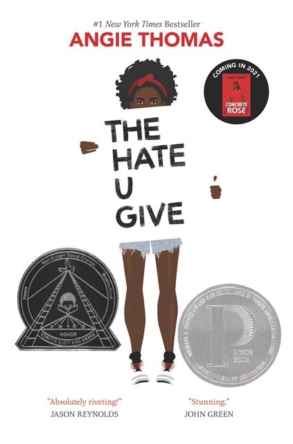 서 있는 흑인 여성은 최근 미 출판계에서 인기를 끈 흑인 여성작가 앤지 토머스의 책 ‘당신이 남긴 증오’의 표지. 아마존 홈페이지 캡처