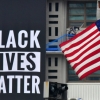 [서울포토]‘BLACK LIVES MATTER’ 현수막 걸린 주한 미국대사관
