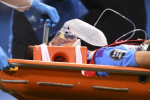 ‘동료와 아찔한 충돌’ 맨시티 가르시아, 무사 퇴원