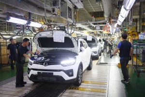 12년 만에 다시 수술대 누운 쌍용차… 이번에도 기사회생할까