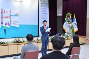 “‘라떼’ 멘토 싫어요”… 청년에 귀 기울인 송파