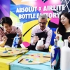 [서울포토]‘친환경 특수 페인트로 그림을 그려요’