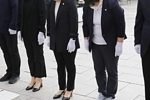 안양시의회 통합당 의원들, “불법 투표로 선출한 정맹숙 의장 등 사퇴” 촉구