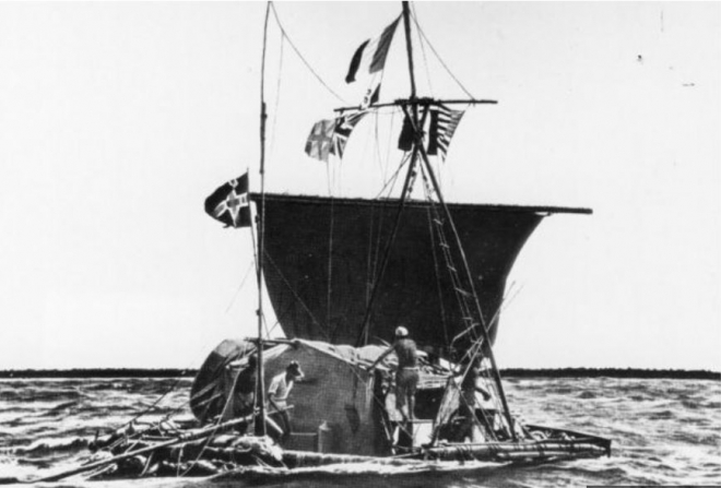 노르웨이 탐험가 토르 헤예르달이 이용한 뗏목 콘티키 호의 모습. 1947년 4월 28일 다섯 동료와 함께 콜롬비아의 카롤라를 출발해 101일을 항해한 끝에 8월 7일 폴리네시아 투아모투스 제도의 라로이아 섬 환초에 좌초됐다. AFP 자료사진 
