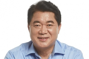 옥상에 때아닌 흰 페인트칠… 관악의 ‘기막힌 더위사냥’