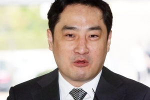 “강간 안했어도 상관없어” 강용석 기소…도도맘에 허위고소 종용죄