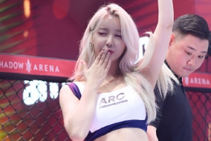 [포토] 로드걸 임지우, 섹시 포즈 ‘남심 저격’