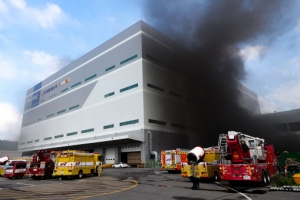 경찰, 용인 물류센터 화재 관련 입주업체 4곳 압수수색