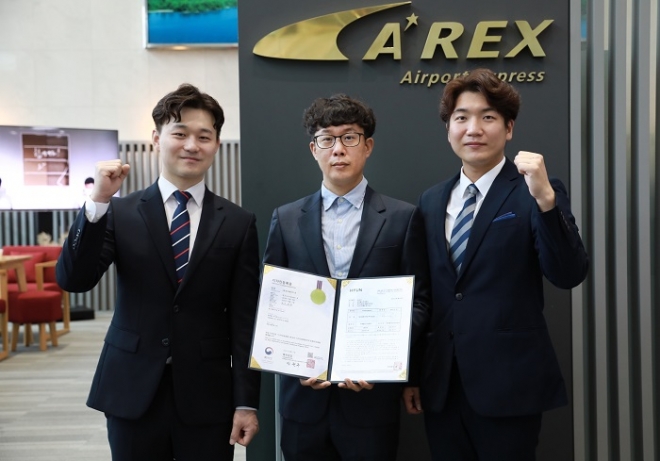 디자인 출원에 참여한 (사진 왼쪽부터) 박준봉 주임, 박태환 대리, 강경호 주임.