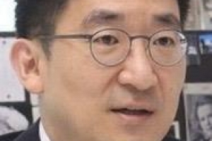 [열린세상] 알고리즘의 덫에서 벗어나려면/김세연 전 국회의원